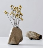 rocky_vase wabi sabi